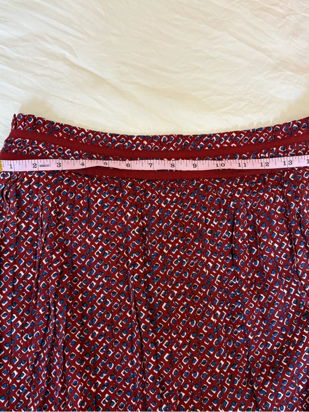 Banana Republic Women's Red Printed Pleated Midi Skirt - Picture 7 of 8